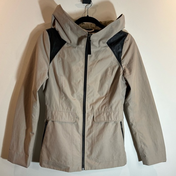 MACKAGE Sz S Kelsie Tan W/ Black Accents  Hooded Back Buckle Many Pockets Jacket - Picture 2 of 14